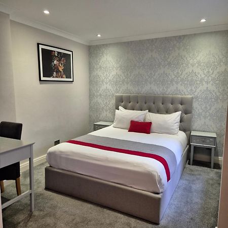 The Beverley Apartments London - Victoria Luaran gambar