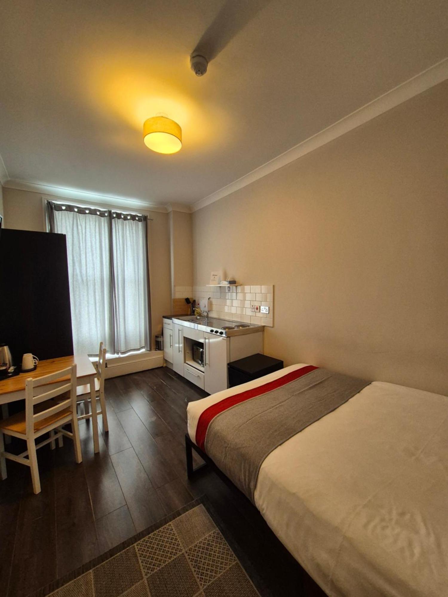 The Beverley Apartments London - Victoria Luaran gambar