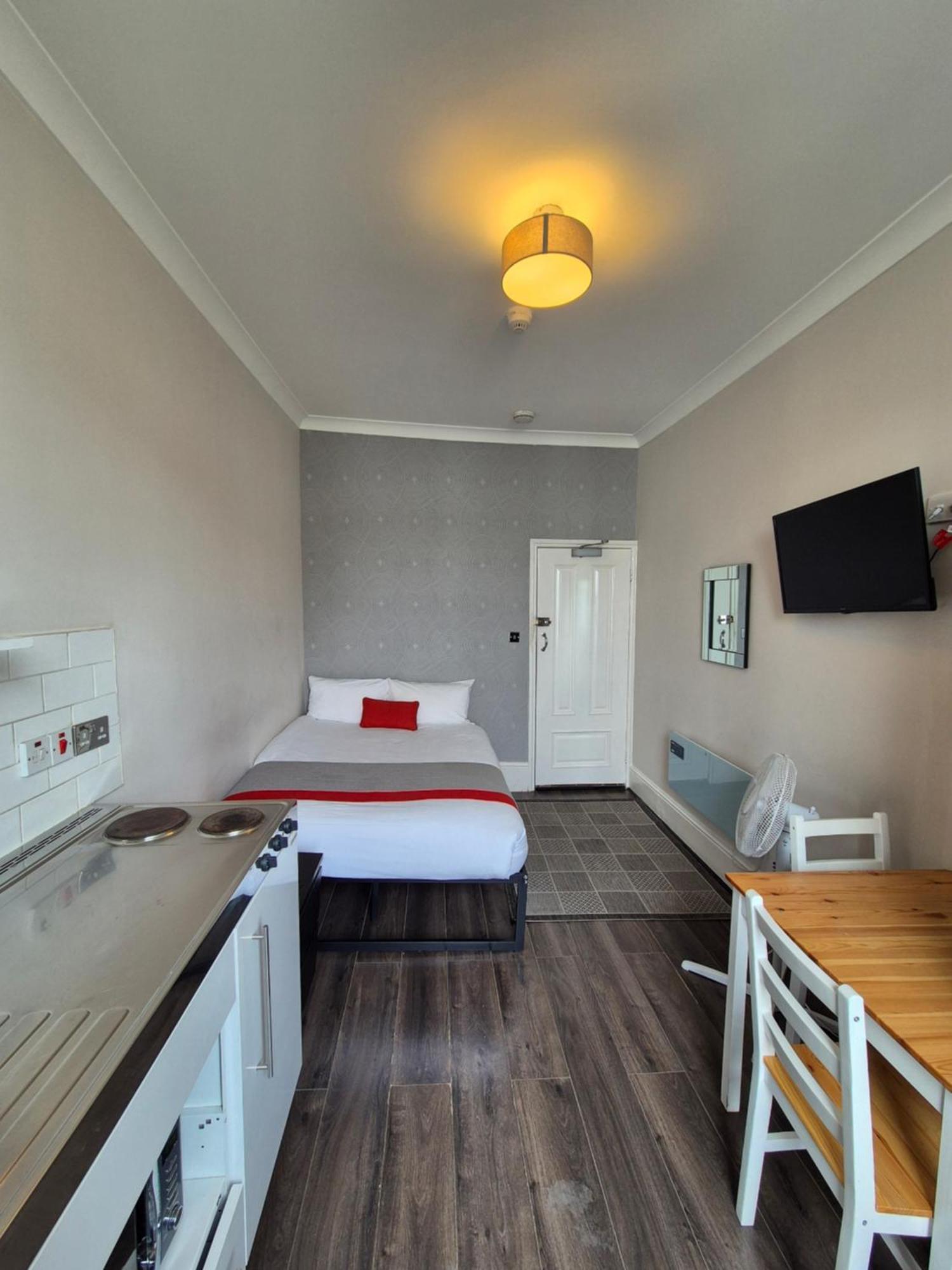 The Beverley Apartments London - Victoria Luaran gambar