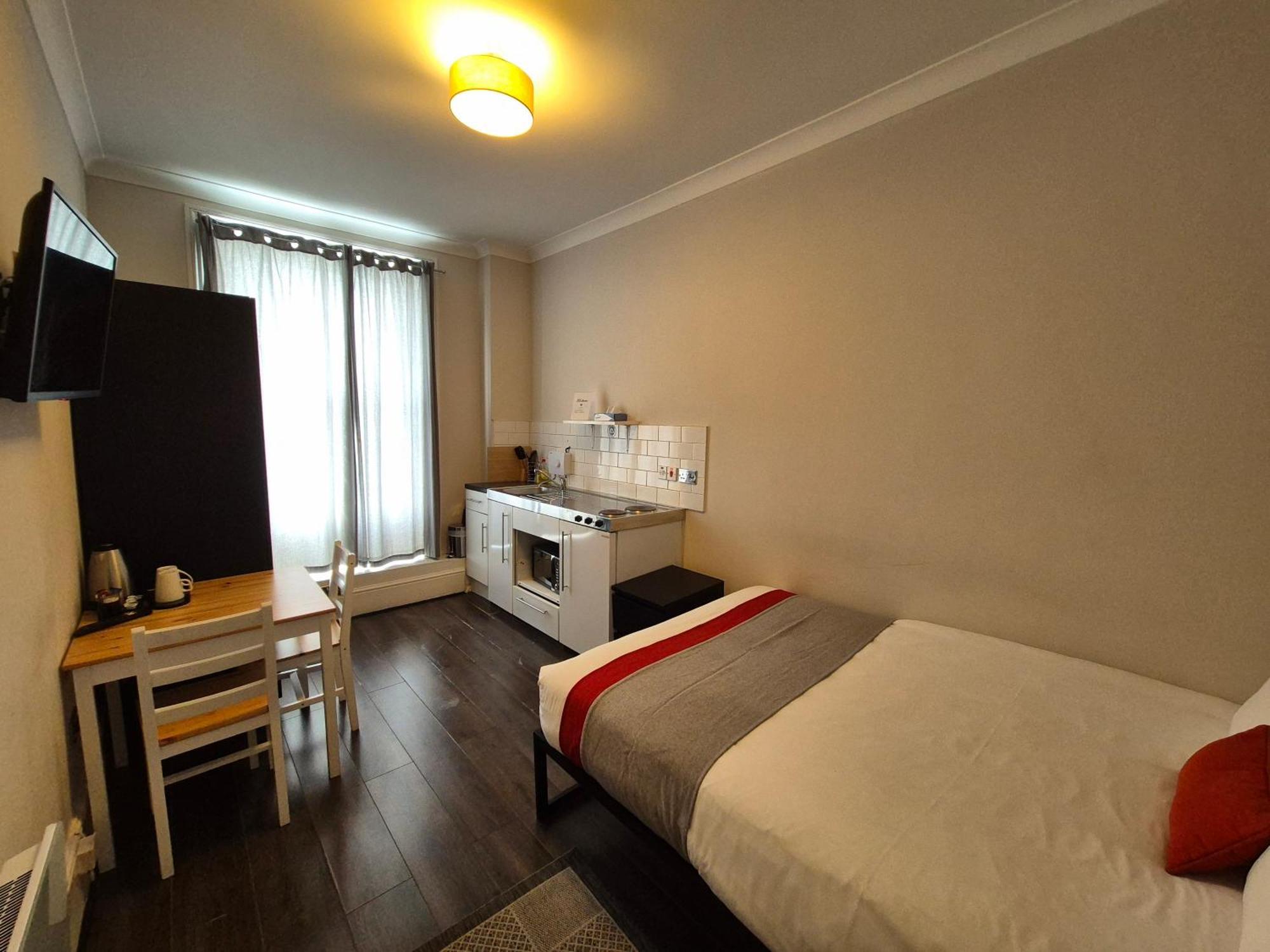 The Beverley Apartments London - Victoria Luaran gambar