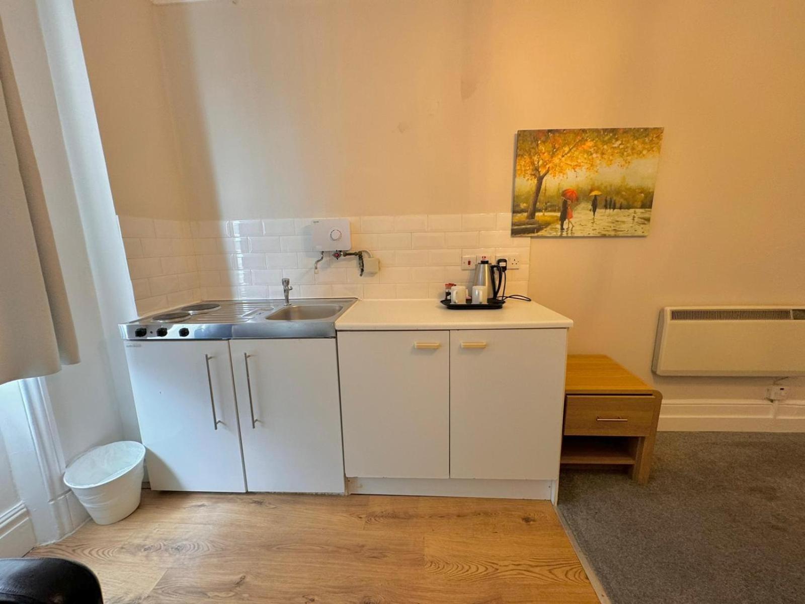 The Beverley Apartments London - Victoria Bilik gambar