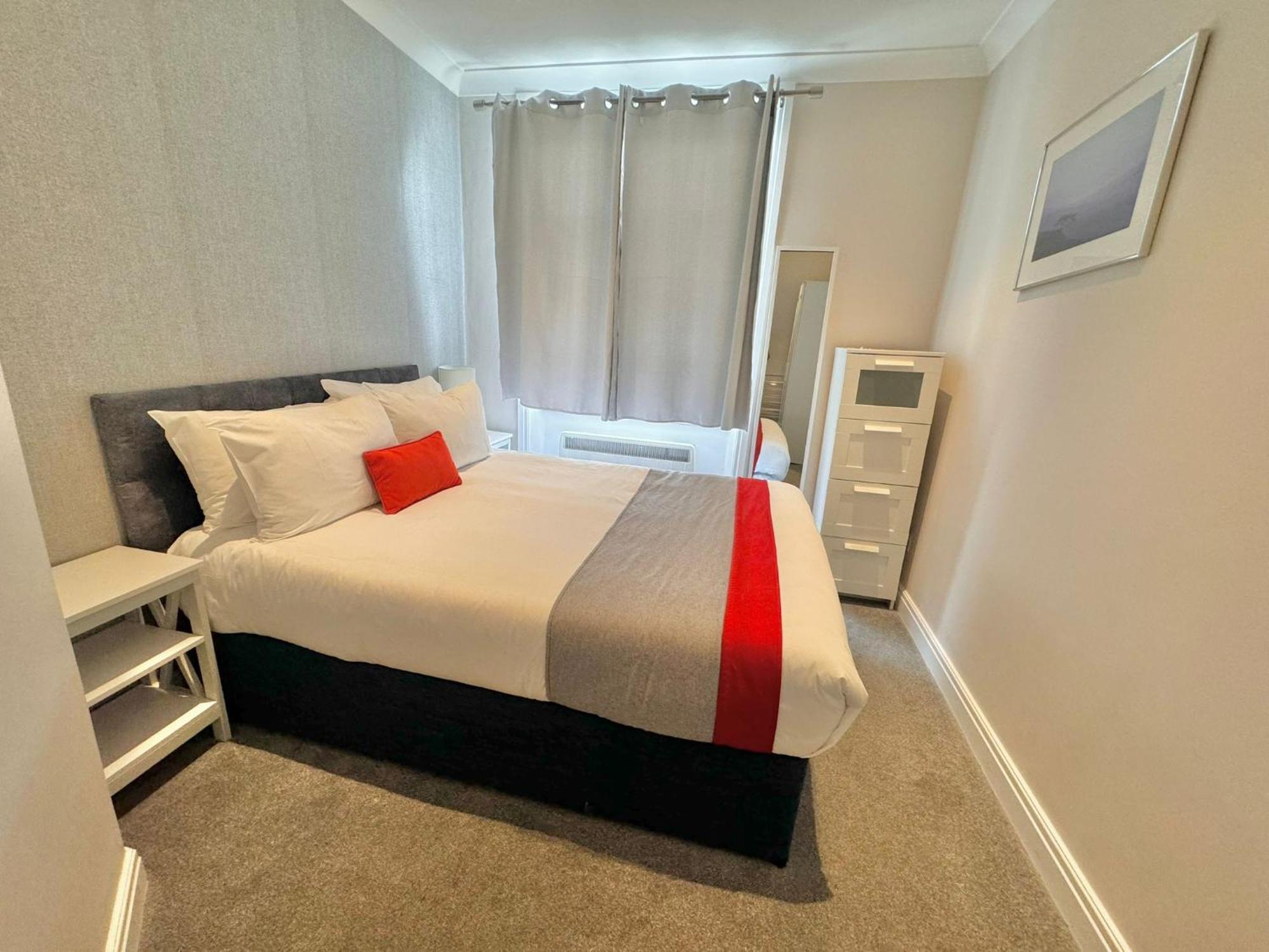 The Beverley Apartments London - Victoria Luaran gambar