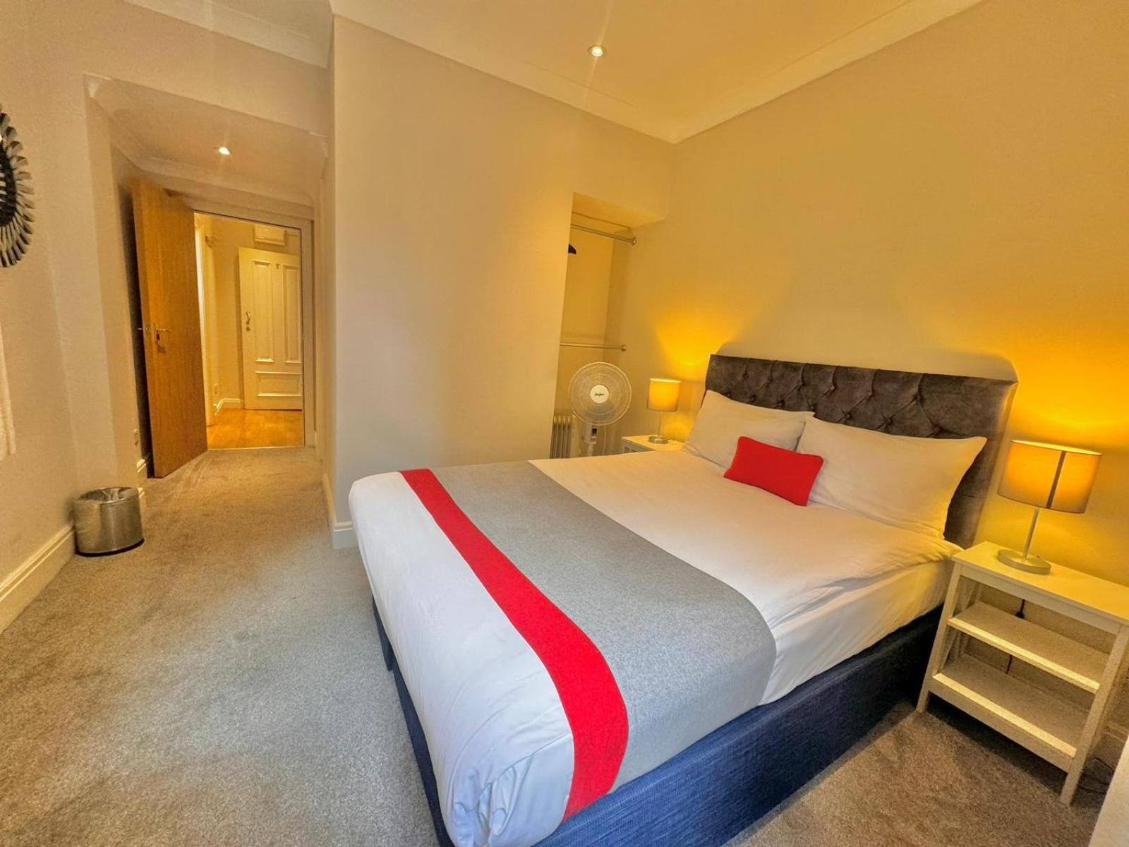 The Beverley Apartments London - Victoria Luaran gambar