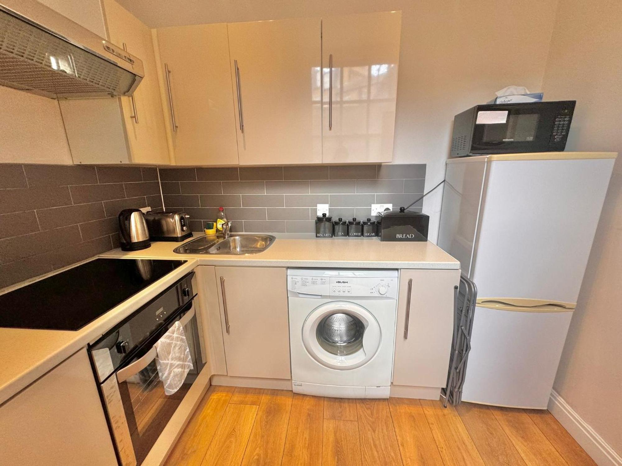 The Beverley Apartments London - Victoria Luaran gambar