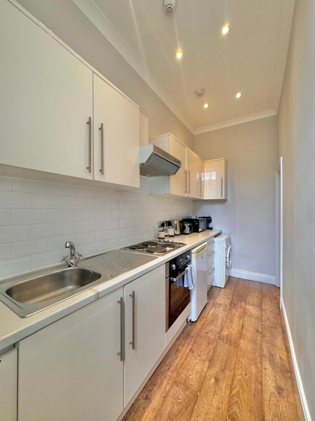 The Beverley Apartments London - Victoria Luaran gambar